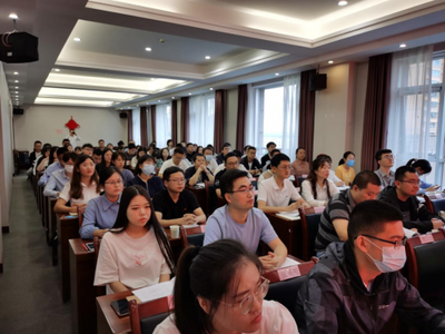 扶風(fēng)縣舉辦2021年新招錄公務(wù)員（選調(diào)生）“入職第一課”培訓(xùn)班，開啟職業(yè)生涯新征程